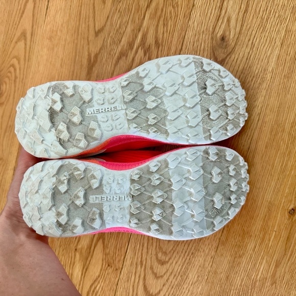 Merrell Kids Agility Peak KDZ Hiking Boot Shoe (Little Kids) in Pink/Orange - Picture 10 of 11